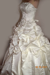 Свадебное платье в отличном состоянии,  модель 2011 года