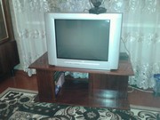 Продам журнальный столик,  б/у. Херсон 